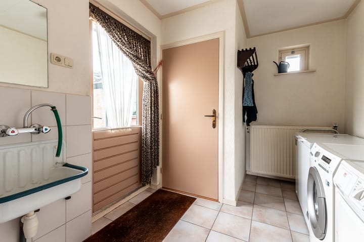 Foto 13 van Zuiderzeestraatweg West 26