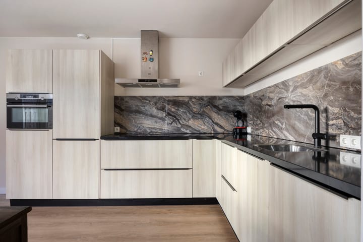 Photo 3 of Wilhelminastraat 18