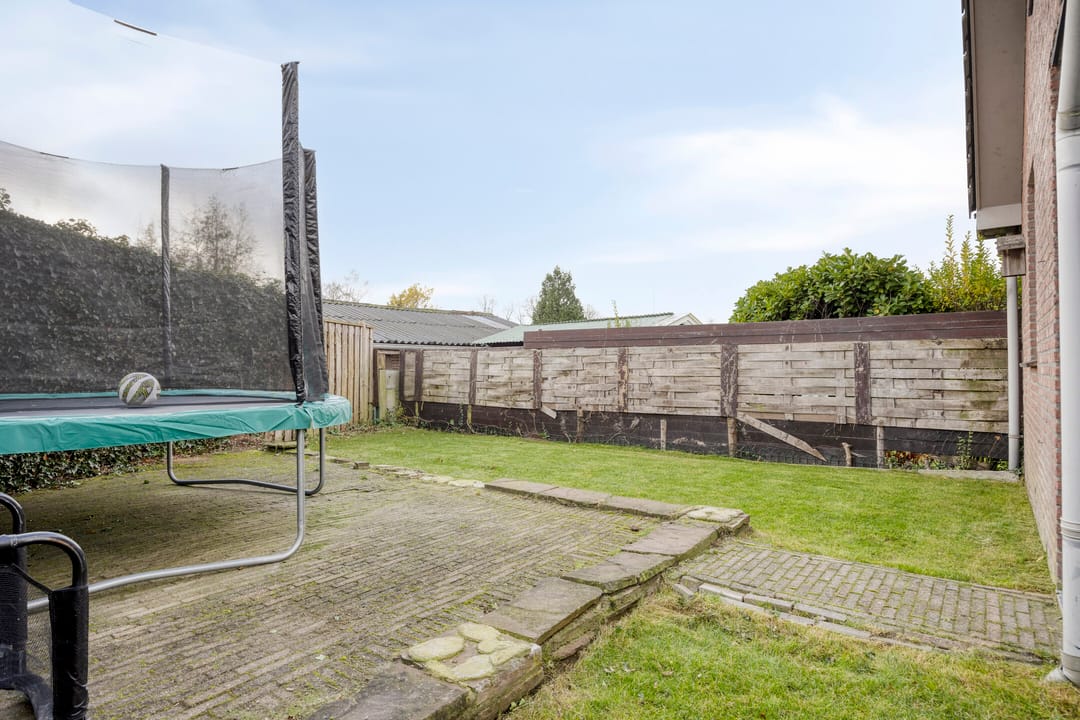 Photo 31 of Wilhelminastraat 18