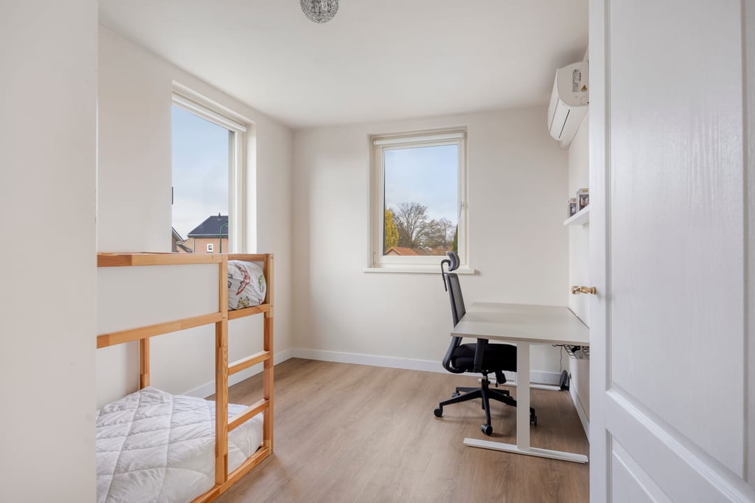 Photo 38 of Wilhelminastraat 18