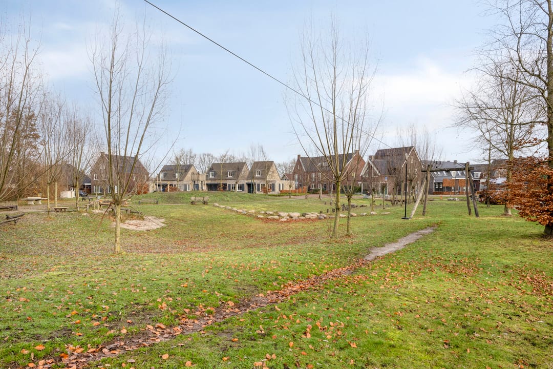 Photo 47 of Wilhelminastraat 18