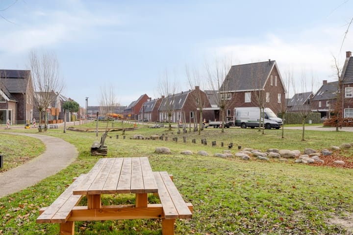 Photo 49 of Wilhelminastraat 18