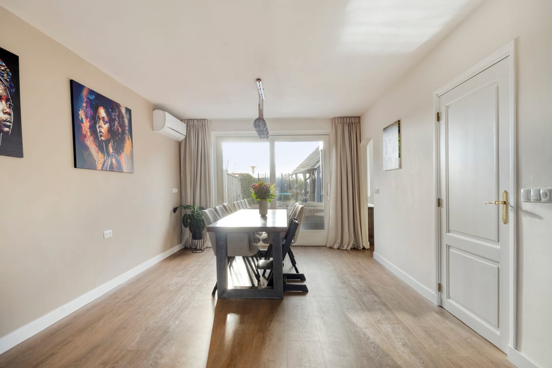 Photo 17 of Wilhelminastraat 18