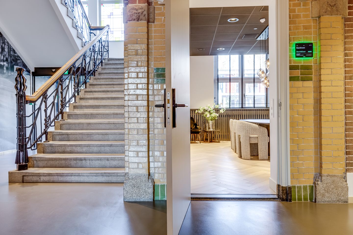 View photo 4 of Lage Naarderweg 45-47