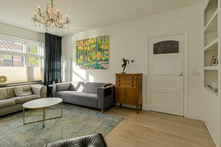 Photo 8 of Prins Hendrikstraat 31