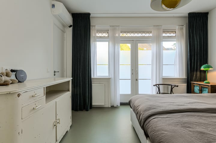 Photo 17 of Prins Hendrikstraat 31