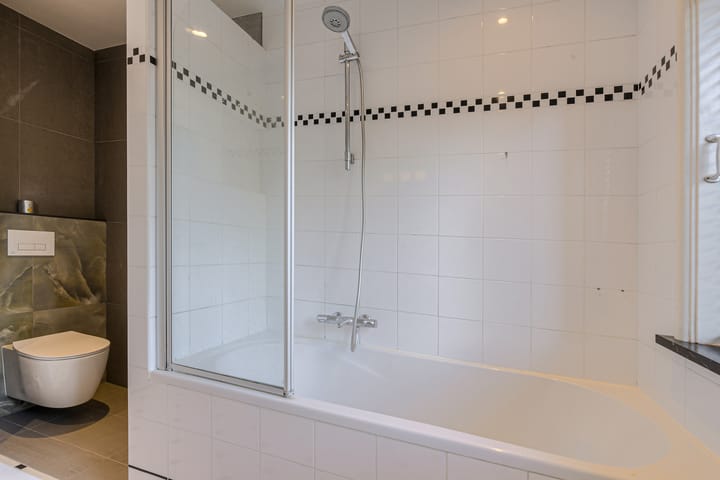 Photo 19 of Prins Hendrikstraat 31