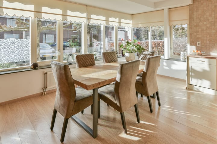 Photo 2 of Admiraal de Ruyterlaan 10-F