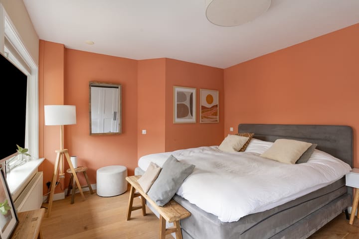 Photo 4 of Van der Waalsstraat 66