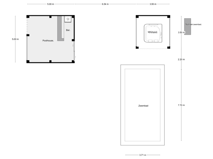 Zwembad en bijgebouw