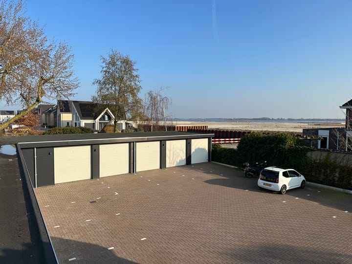 Photo 11 of Noordeinde 167-A5