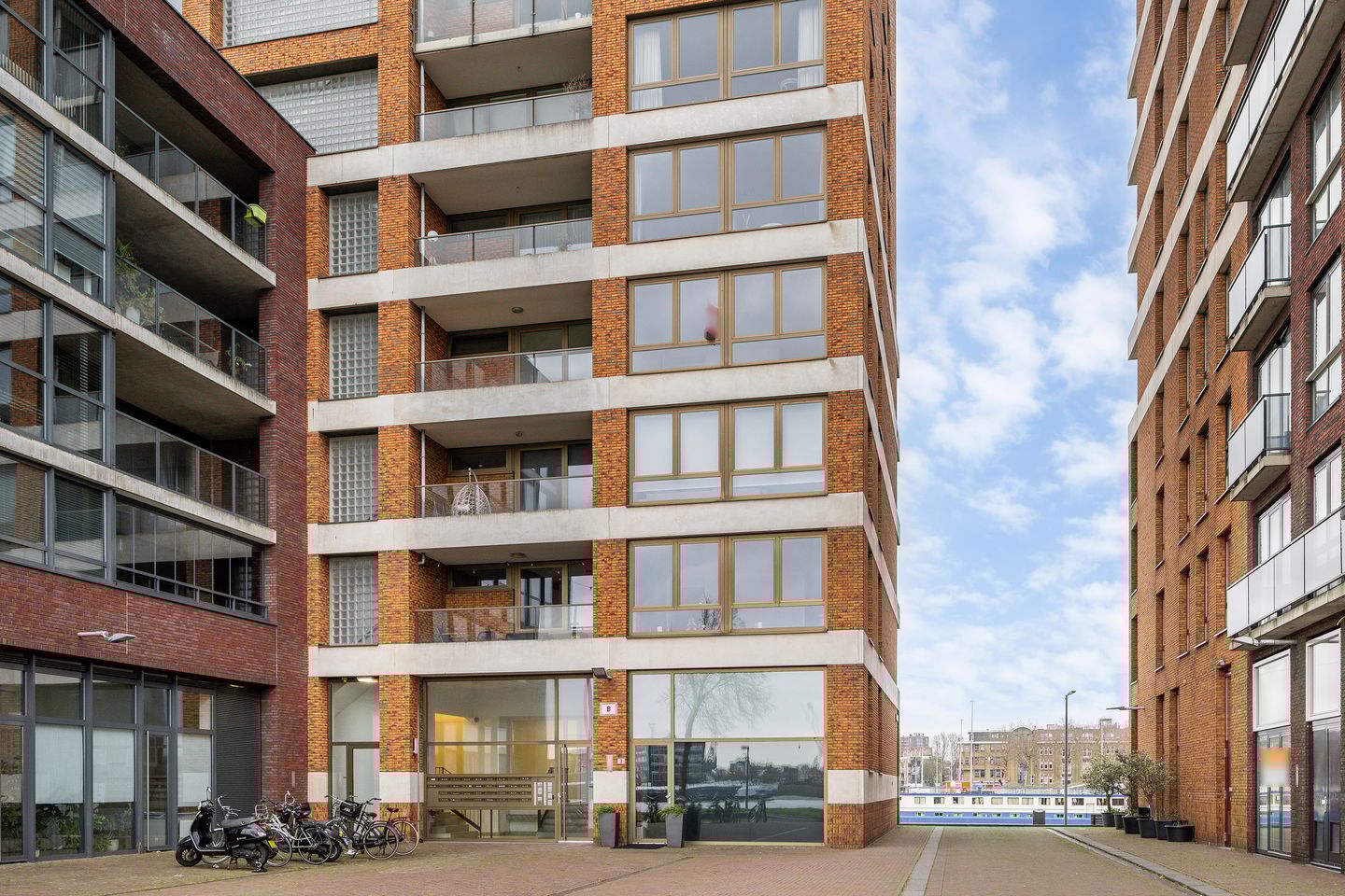 Foto 25 van Loods Holland 21