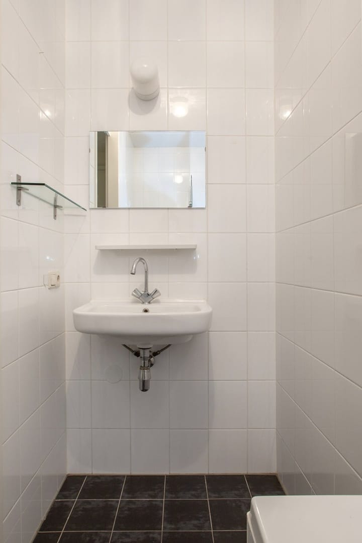 Photo 17 of van Kinsbergenstraat 2-02