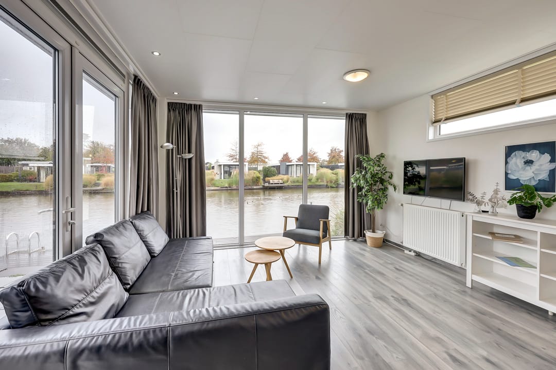 Foto 2 van Randmeerweg 8-508