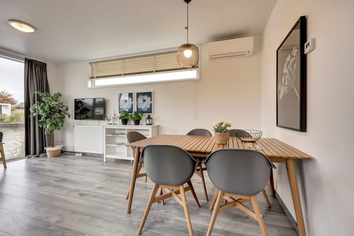 Foto 6 van Randmeerweg 8-508