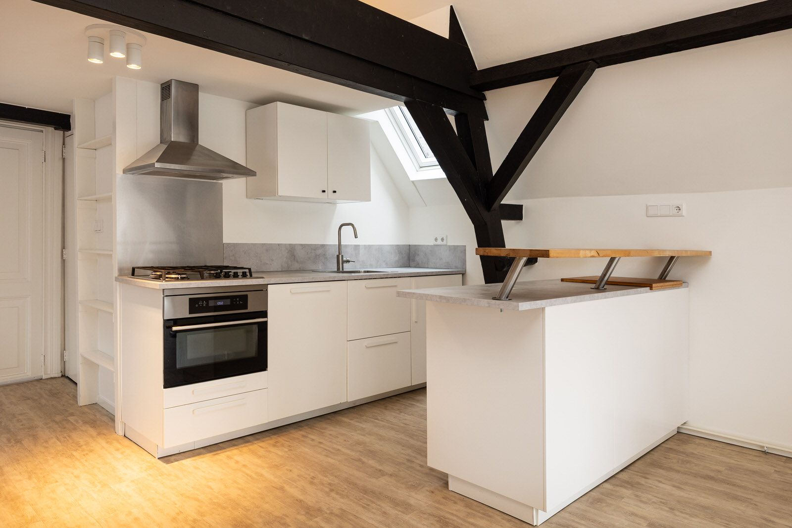 Photo 12 of Hinthamerstraat 174-C