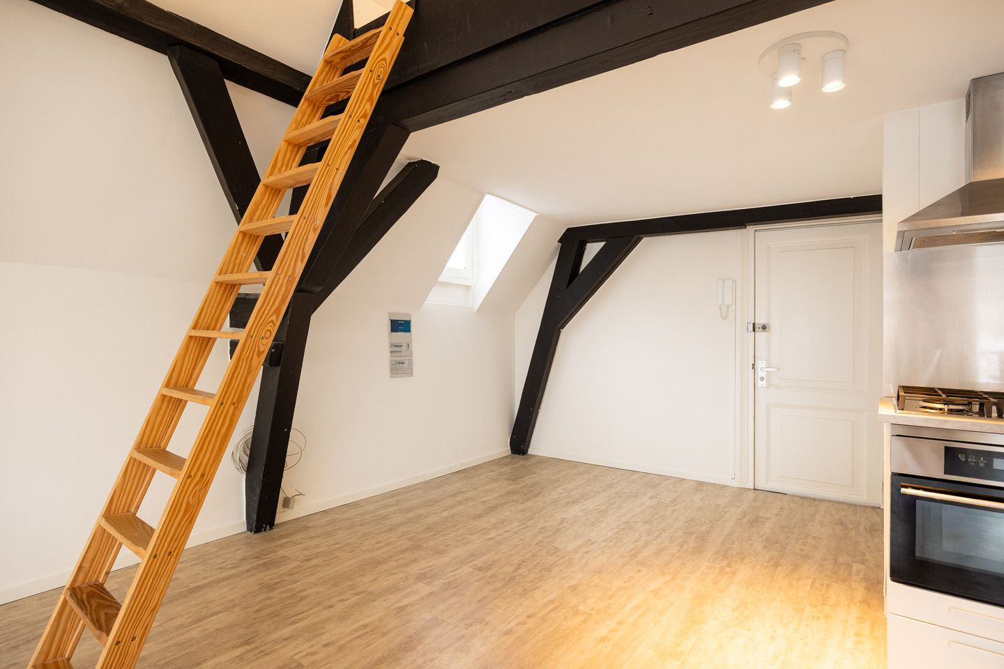 Photo 14 of Hinthamerstraat 174-C