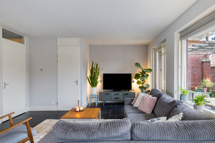 Photo 8 of Varsseveldstraat 17