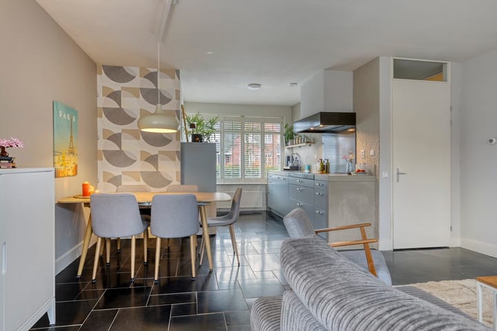 Photo 13 of Varsseveldstraat 17