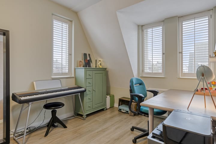 Photo 21 of Varsseveldstraat 17