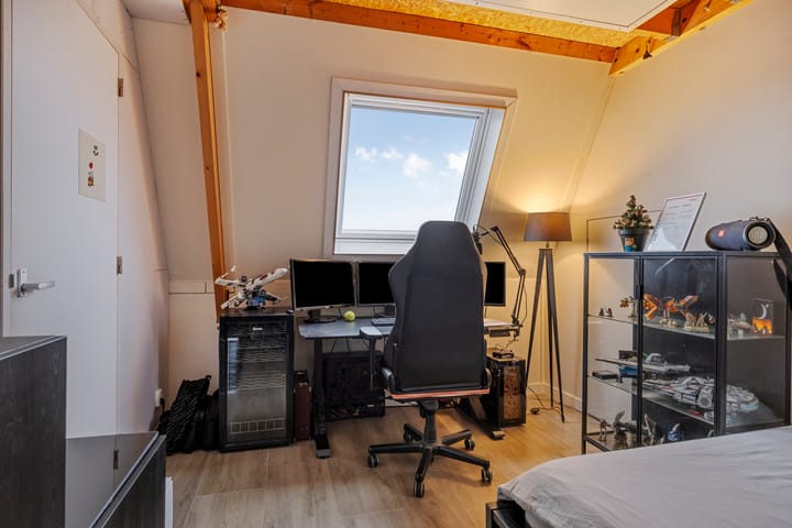 Photo 28 of Varsseveldstraat 17