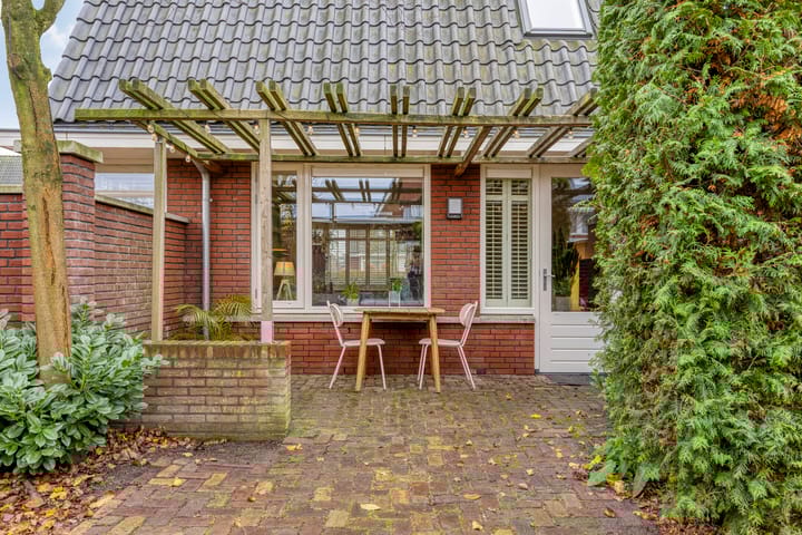 Photo 31 of Varsseveldstraat 17