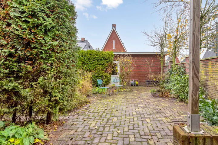 Photo 33 of Varsseveldstraat 17