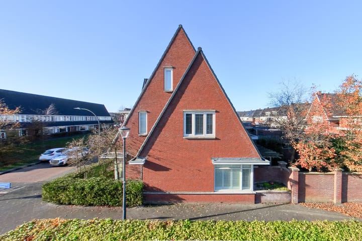 Photo 41 of Varsseveldstraat 17