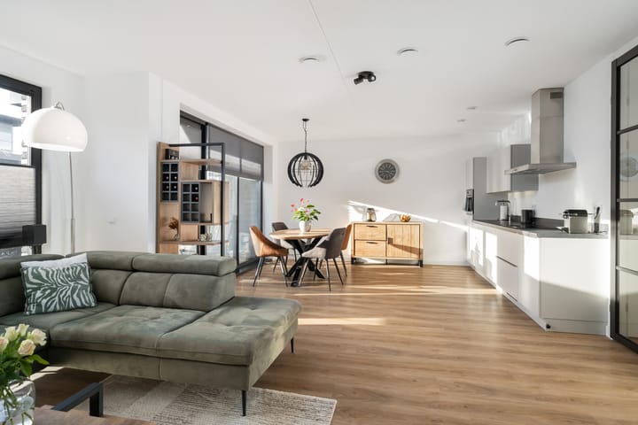 Photo 3 of Spuifront 1-C