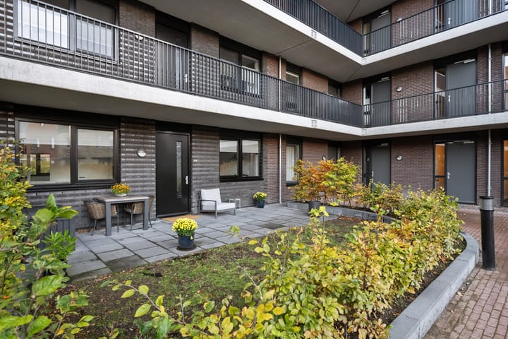 Photo 4 of Spuifront 1-C