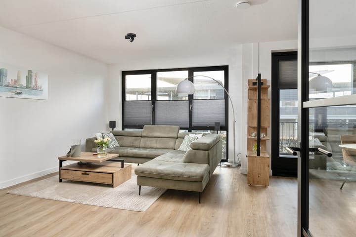 Photo 9 of Spuifront 1-C