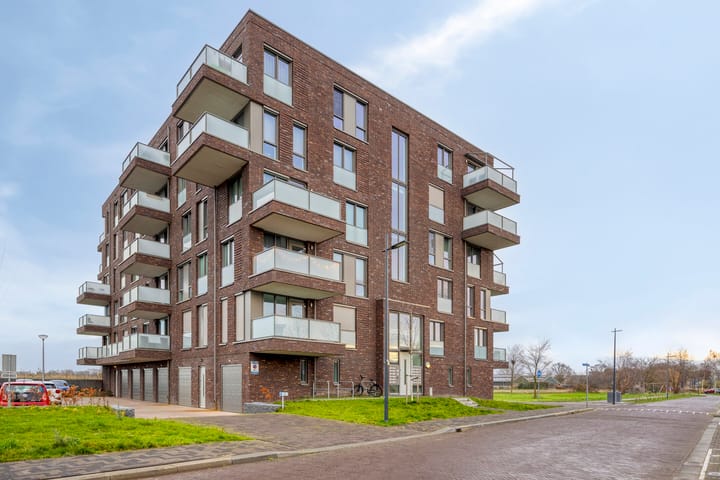 Photo 22 of Maasdijk 303