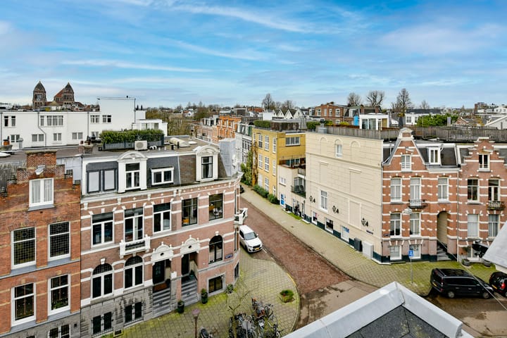 Foto 32 van Alexander Boersstraat 18-2