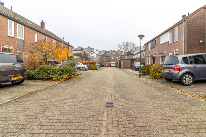 Photo 21 of Kornet 18