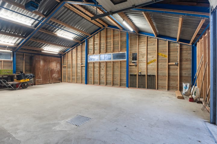 Foto 31 van Vierhuisterweg 80