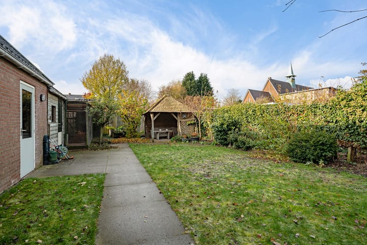 Photo 13 of Tienwoningenweg 18