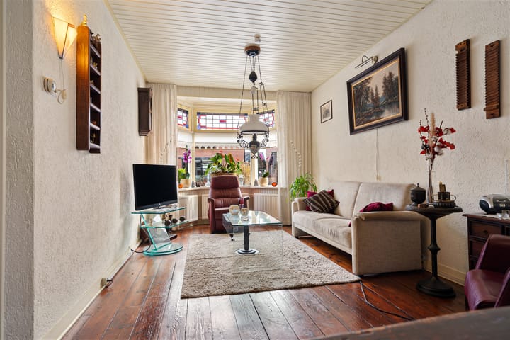 Photo 24 of Tienwoningenweg 18