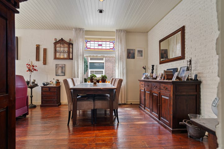 Photo 28 of Tienwoningenweg 18