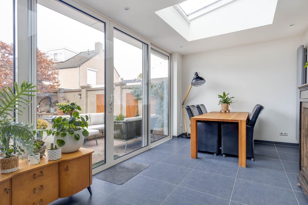 Photo 16 of Caeciliastraat 58