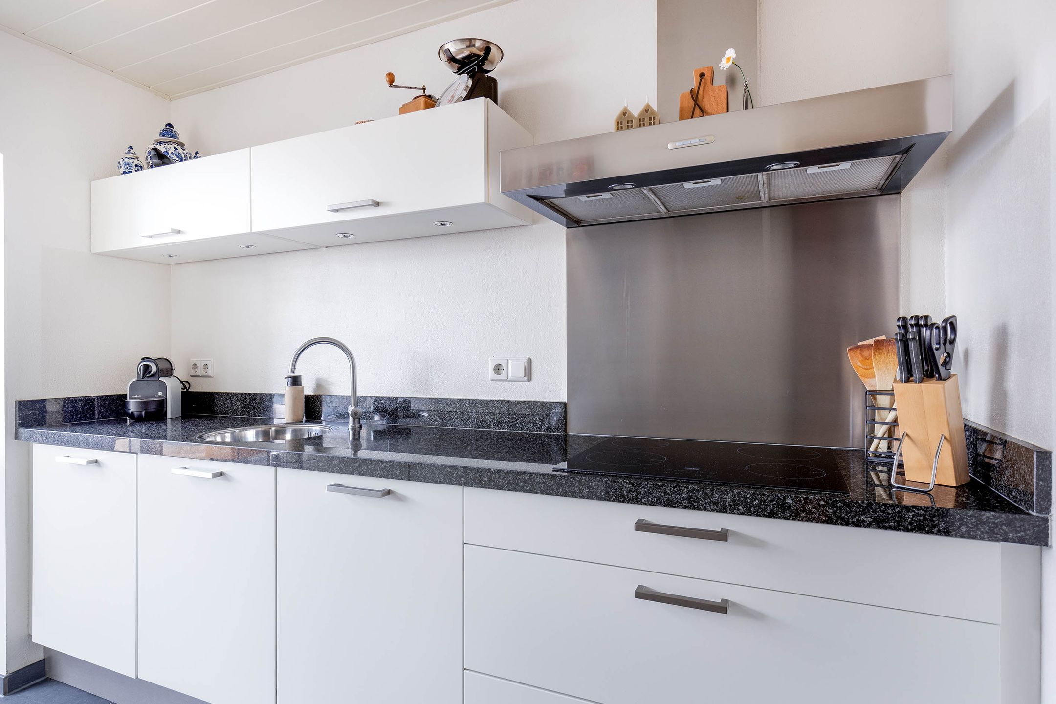 Photo 21 of Caeciliastraat 58