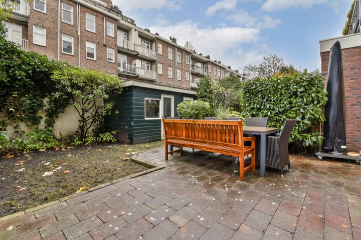 Foto 11 van Van Tuyll van Serooskerkenweg 29-H