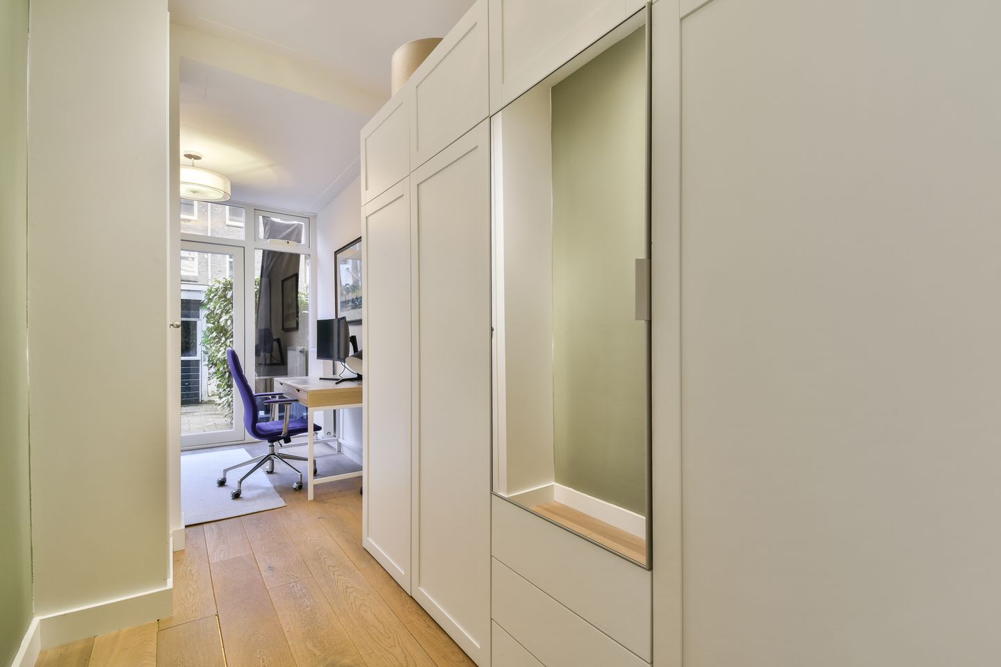 Photo 20 of Van Tuyll van Serooskerkenweg 29-H