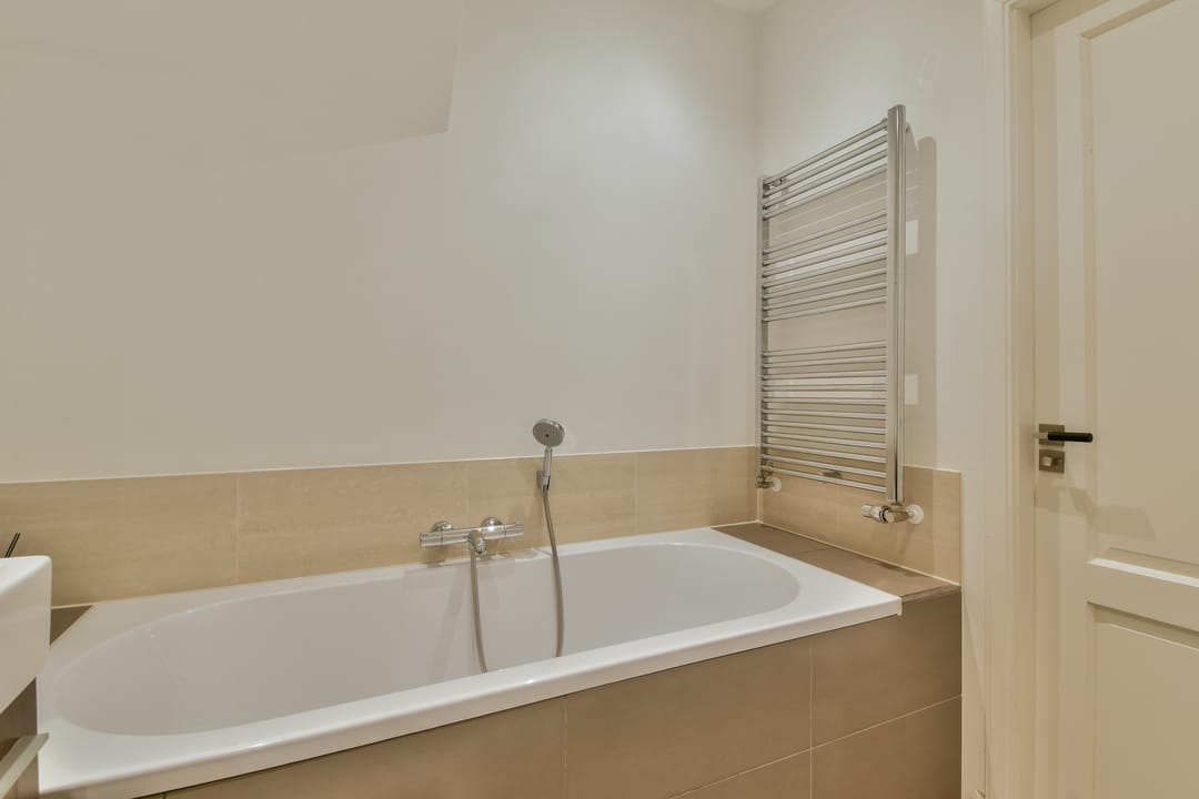 Photo 22 of Van Tuyll van Serooskerkenweg 29-H