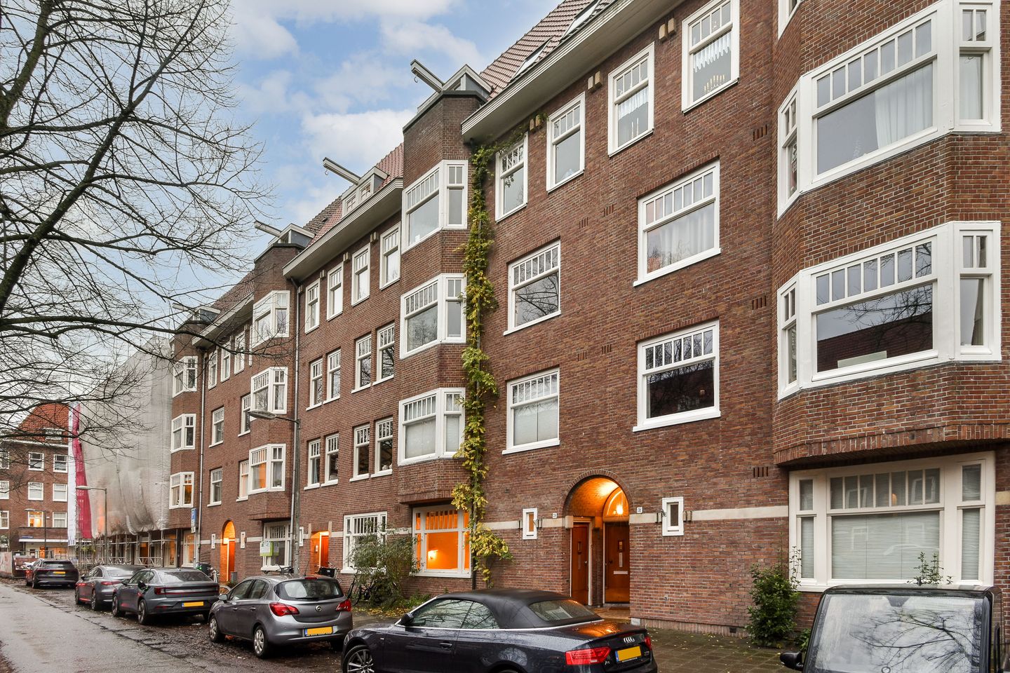 Photo 29 of Van Tuyll van Serooskerkenweg 29-H