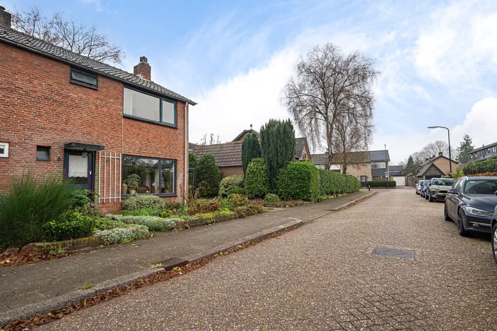 Foto 6 van Govert Flinckstraat 2