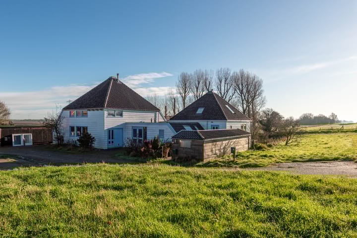 Photo 11 of Molenbuurt 1-A