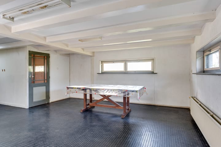 Photo 43 of Molenbuurt 1-A