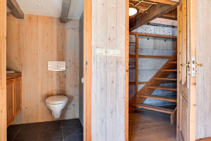 Photo 53 of Molenbuurt 1-A