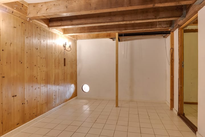 Photo 55 of Molenbuurt 1-A