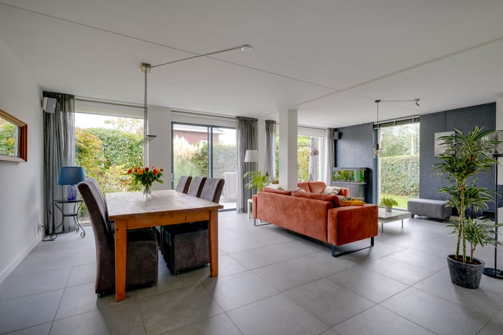 Foto 13 van Weegbreeweg 11